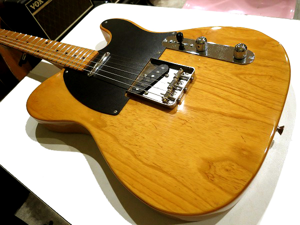 他はきれいな状態ですフェンダージャパン テレキャスター TL52-70 - ギター